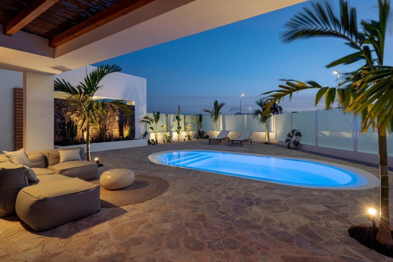 Villa Noma - Design Space With Pool In Corralejo Luaran gambar